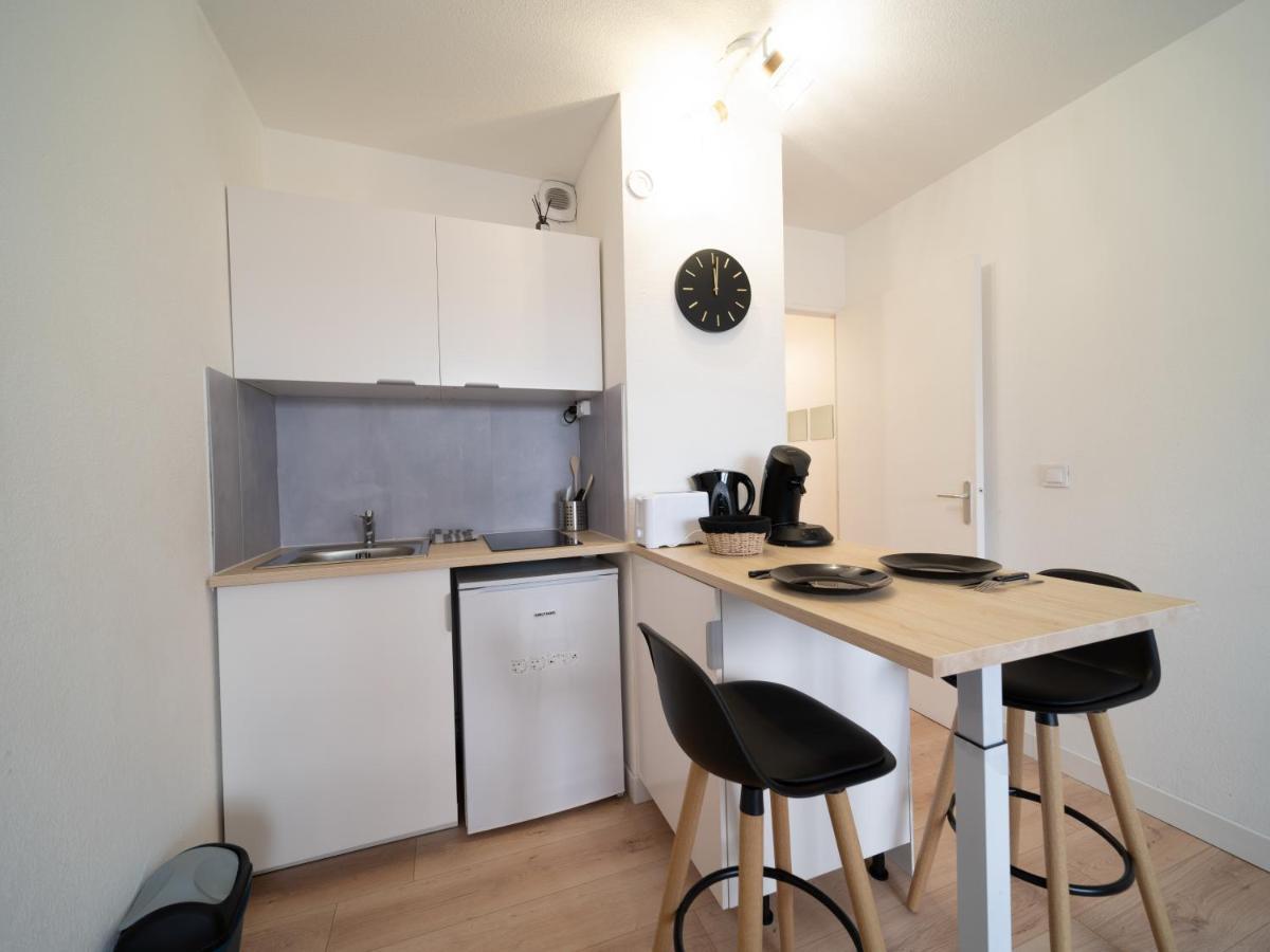Appartement Climatise Avec Parking A 6Min A Pied De La Gare St Charles Marseille Bagian luar foto