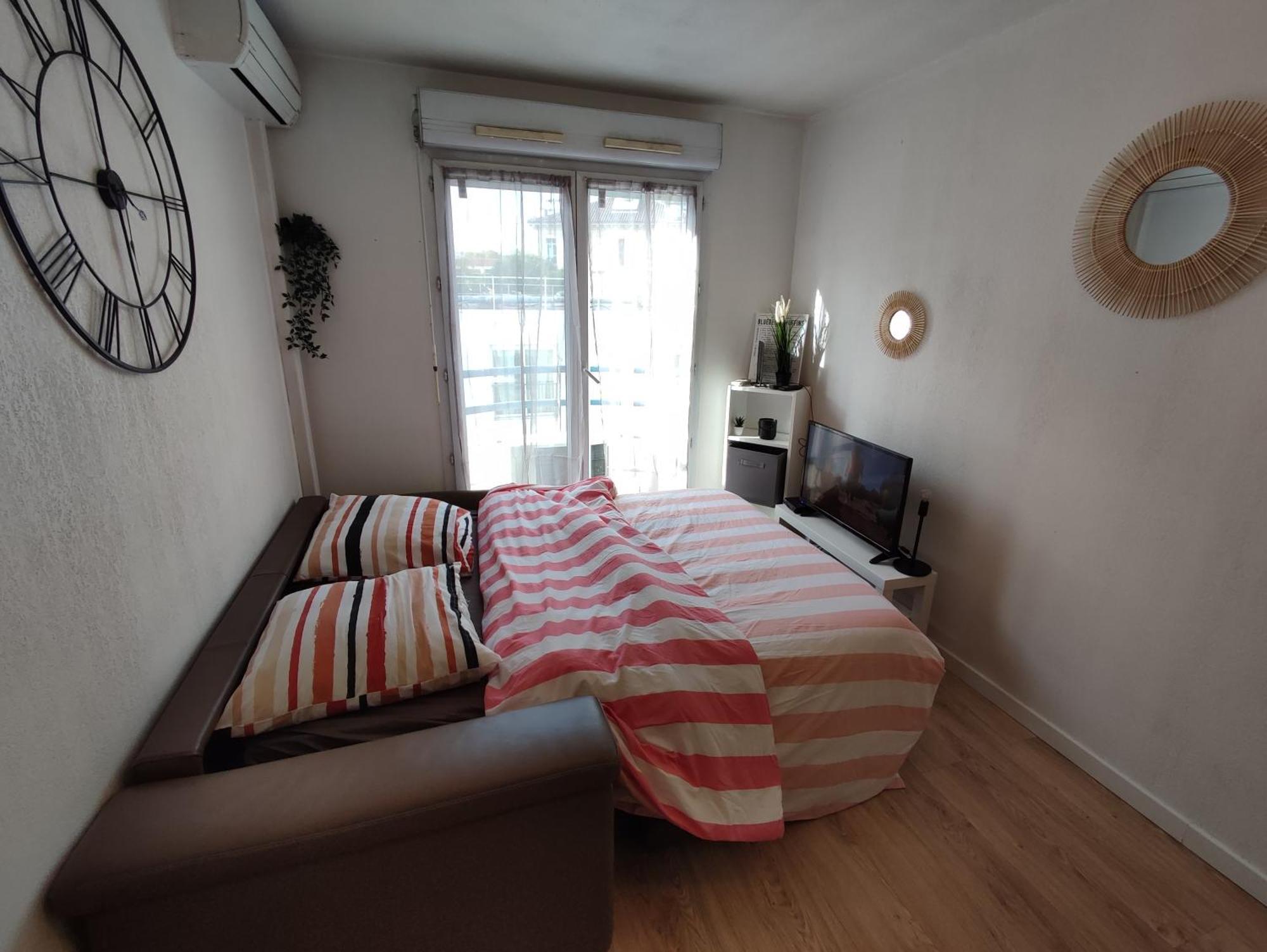 Appartement Climatise Avec Parking A 6Min A Pied De La Gare St Charles Marseille Bagian luar foto